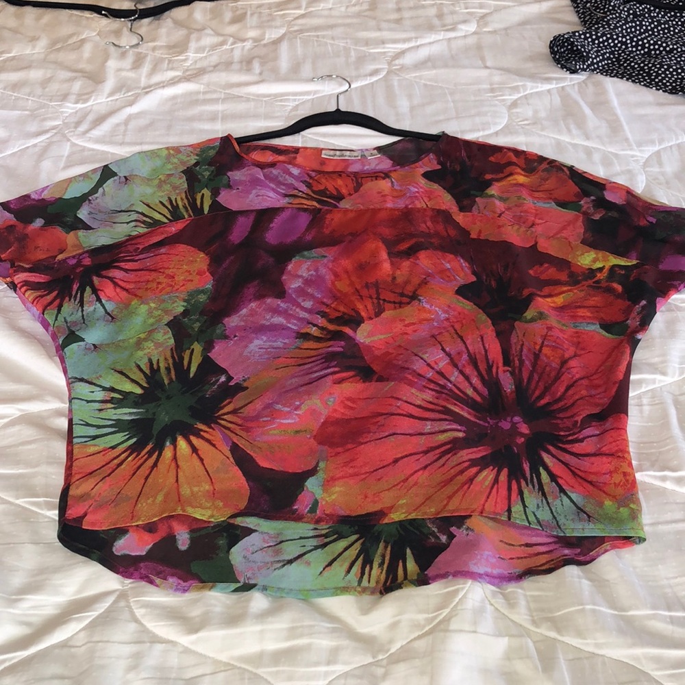 Brand New Floral print bat wing blouse